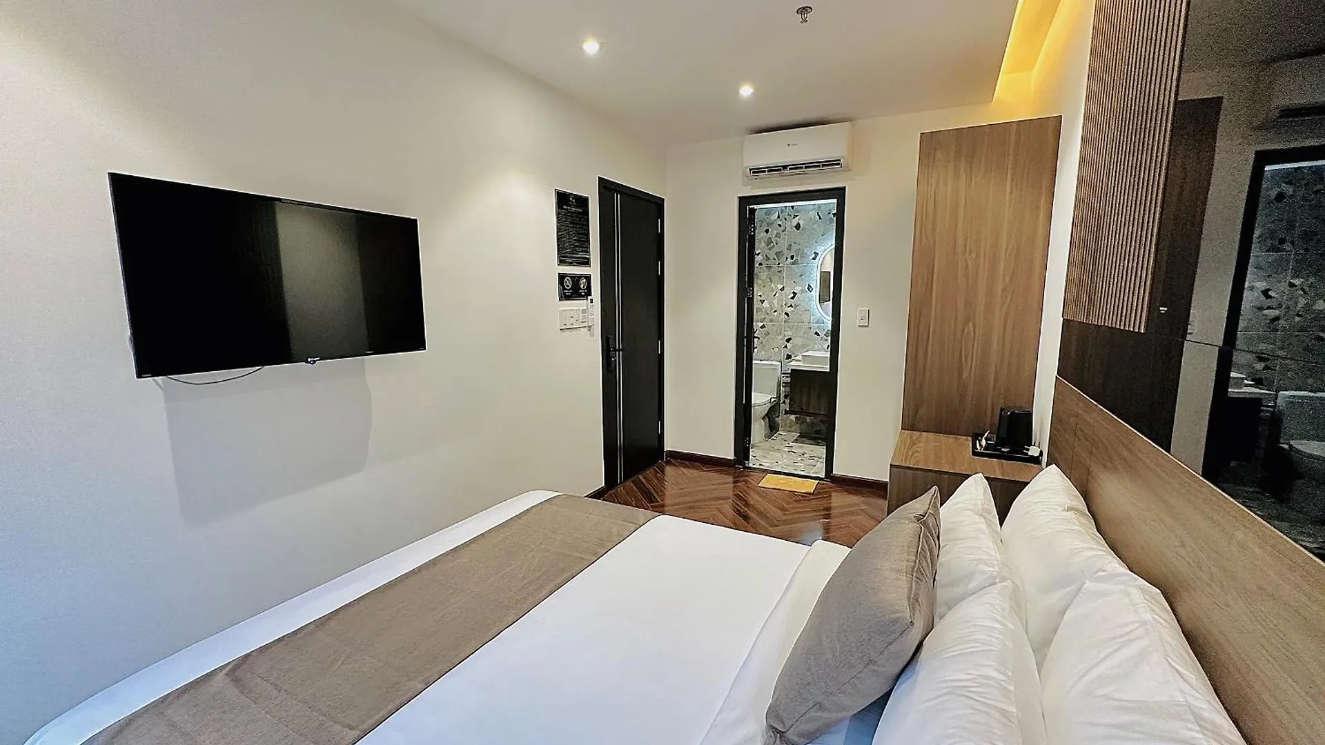 Hai Long Hotel 2 Vung Tau 0*,