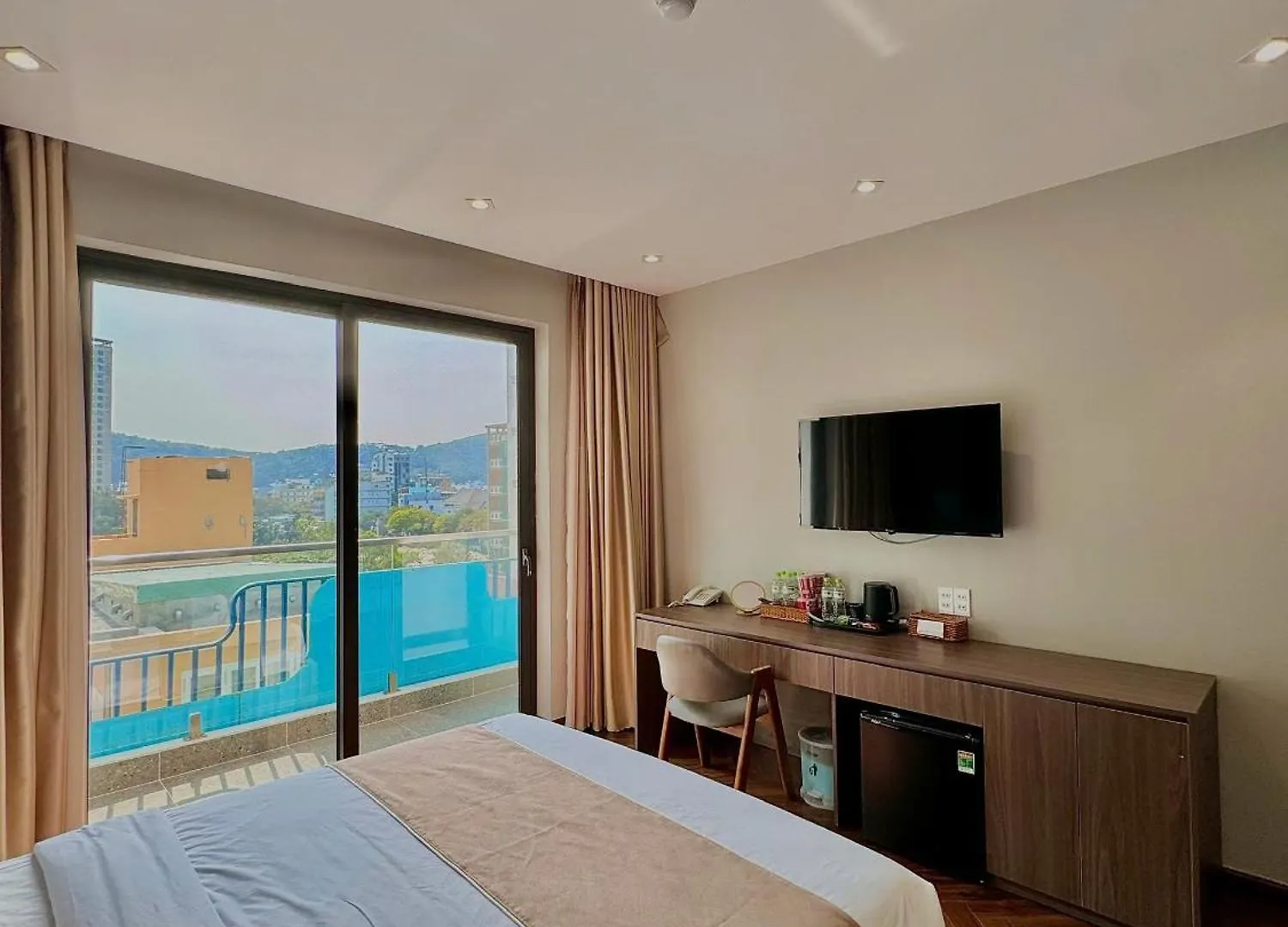 Hai Long Hotel 2 Vung Tau 0*,